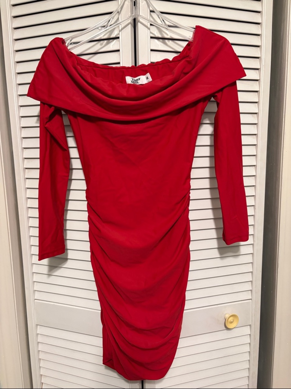 Tiger Mist Off-Shoulder Red Ruched Bodycon Dress Size M